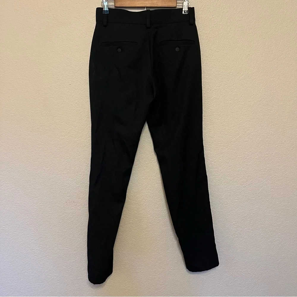 Haggar the Active Series 365 Modern Flex Pant Slim Fit 30 in. waist/32 in. long